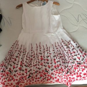 Flowy dress great for summer and backyard BBQs